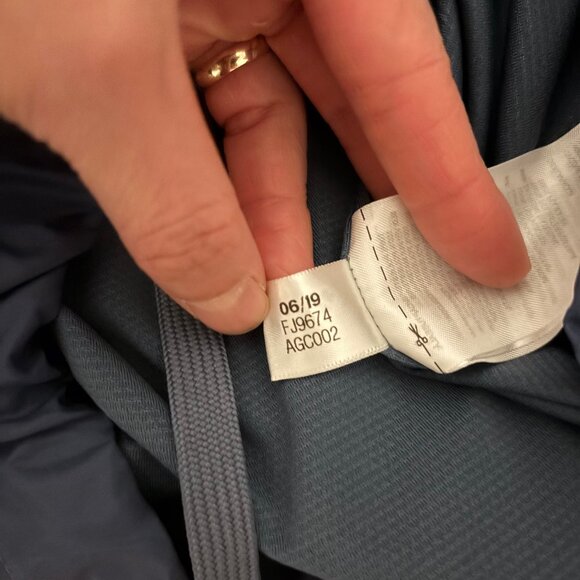 Adidas Colorblock Coach Jacket Snap Front Navy & Light Blue, NWT, Size M - Picture 8 of 8